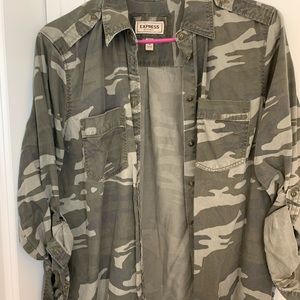 Camo button up top